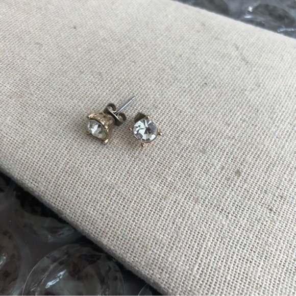 Vintage Studs Pierced Earrings - Picture 1 of 3